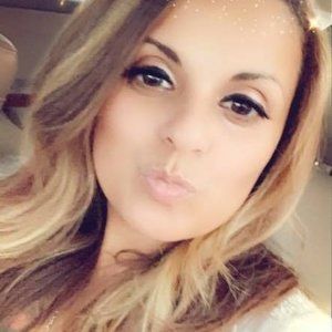 Meet your Posher, Iris